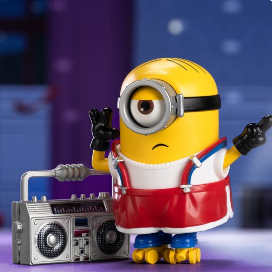 MODEL KIT DE BLOKEES MINIONS PRECOOL 02 STUART DANCER