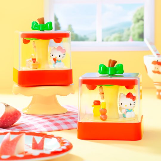HELLO KITTY APPLE TOWN PREMIUM DIORAMA SET 6 PACK PRO PLUS EDIT - XtremePlay Colombia