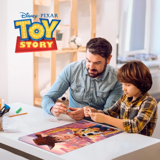 ROMPECABEZAS 3D 300 PZS TOY STORY WOODY EN LATA CON FORMA - XtremePlay Colombia